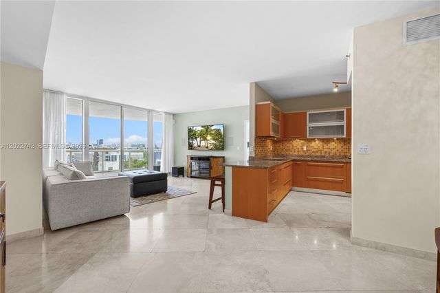 400 Alton Rd 907, Miami Beach, FL 33139