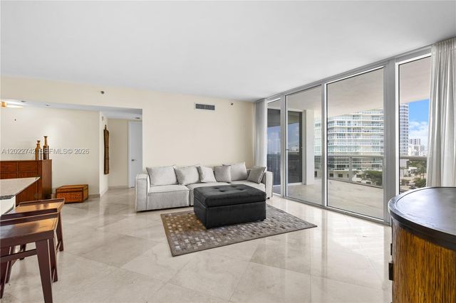 400 Alton Rd 907, Miami Beach, FL 33139