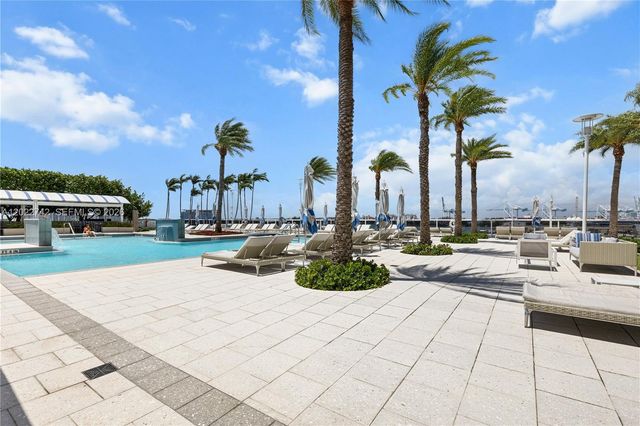 400 Alton Rd 907, Miami Beach, FL 33139
