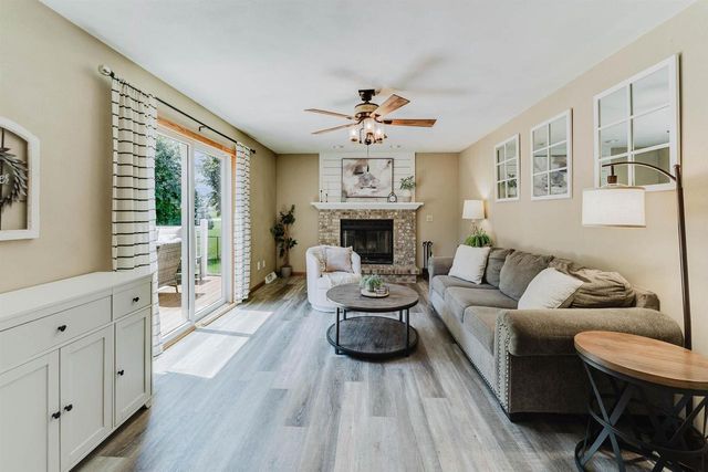 51 OVERLAND TRAIL, Oshkosh, WI 54904