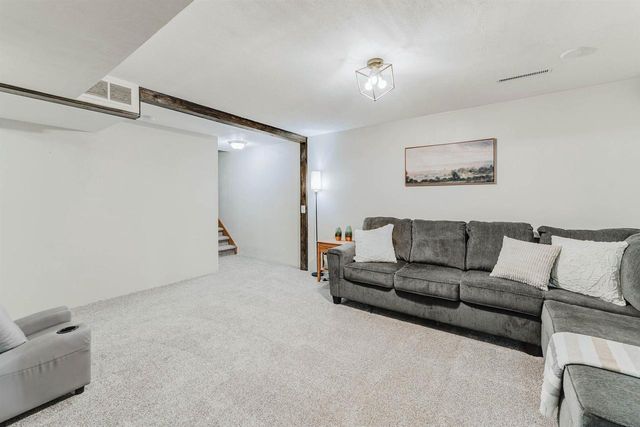51 OVERLAND TRAIL, Oshkosh, WI 54904