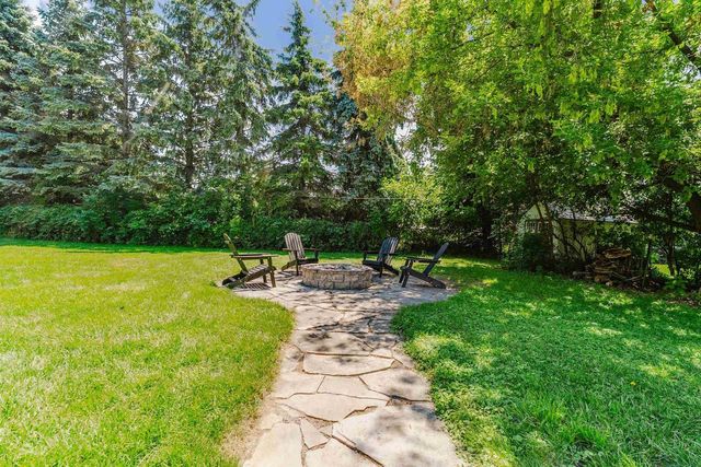 51 OVERLAND TRAIL, Oshkosh, WI 54904