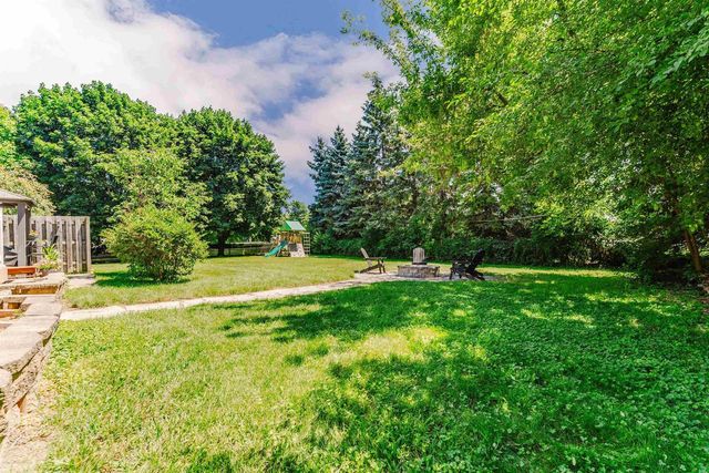 51 OVERLAND TRAIL, Oshkosh, WI 54904