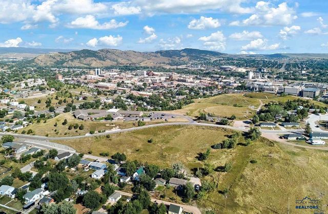 209 SAINT PAUL ST, Rapid City, SD 57701