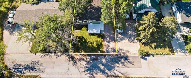 209 SAINT PAUL ST, Rapid City, SD 57701