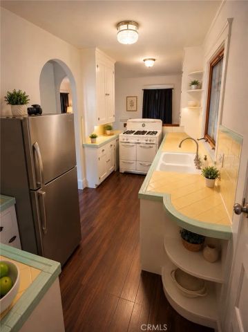 115 E Garfield, Glendale, CA 91205