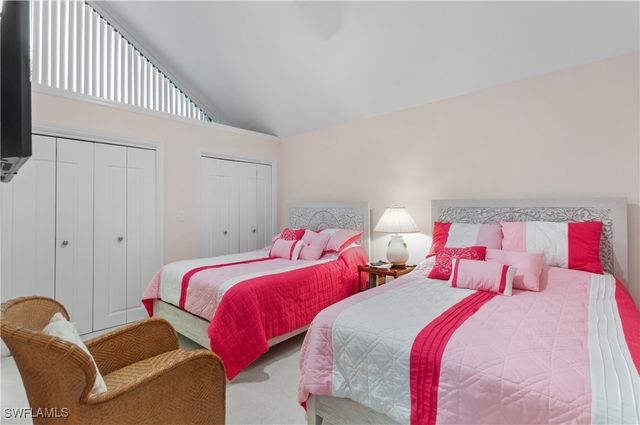 1313 Solana RD W A3, Naples, FL 34103