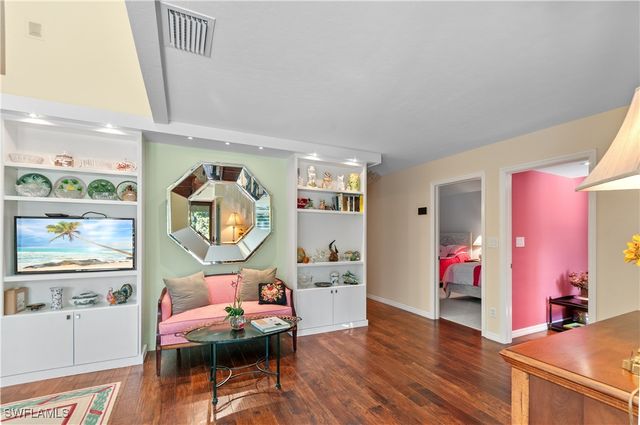 1313 Solana RD W A3, Naples, FL 34103