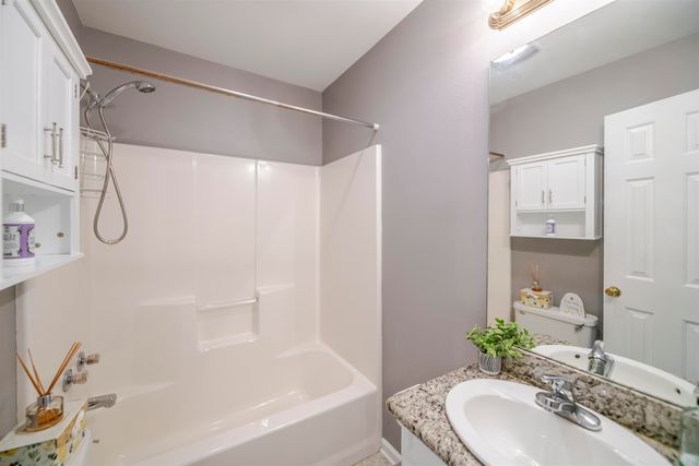 385 Garden View Dr, Houma, LA 70364