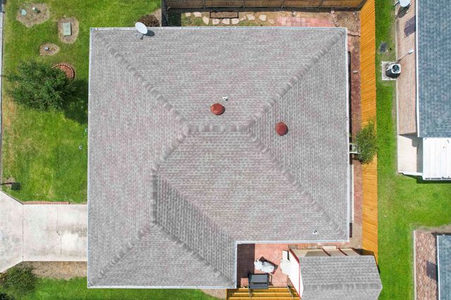 385 Garden View Dr, Houma, LA 70364