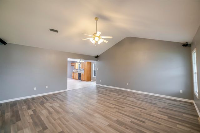 385 Garden View Dr, Houma, LA 70364