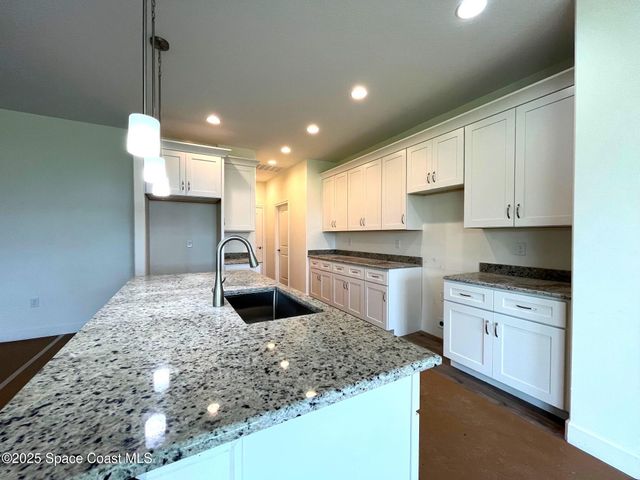 490 Gallash Street SW 31, Palm Bay, FL 32908