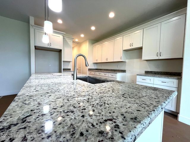 490 Gallash Street SW 31, Palm Bay, FL 32908