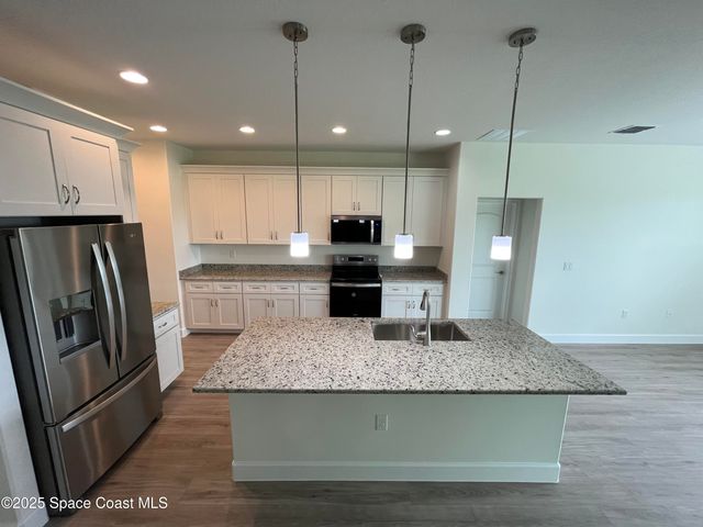 490 Gallash Street SW 31, Palm Bay, FL 32908