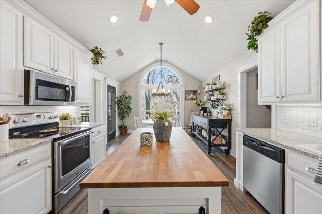 4103 Cross Bend Drive, Arlington, TX 76016