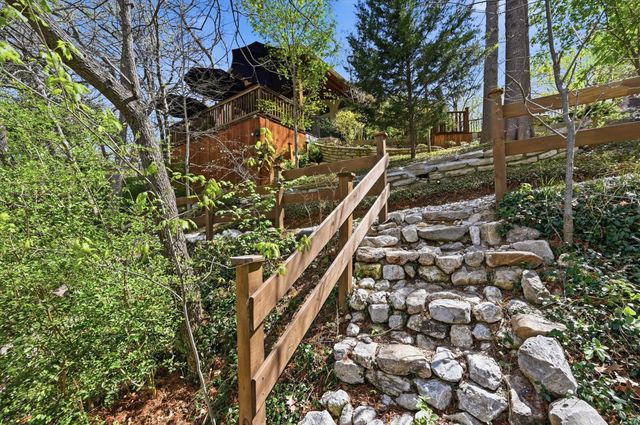 4103 Cross Bend Drive, Arlington, TX 76016