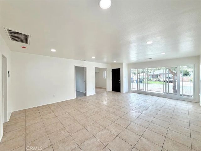 3275 N F, San Bernardino, CA 92405