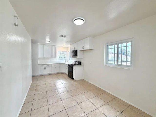 3275 N F, San Bernardino, CA 92405