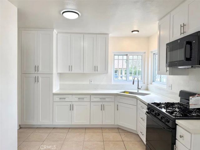 3275 N F, San Bernardino, CA 92405