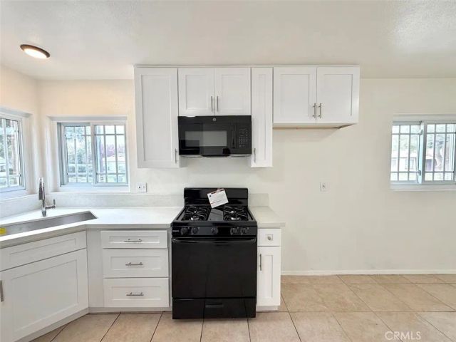 3275 N F, San Bernardino, CA 92405