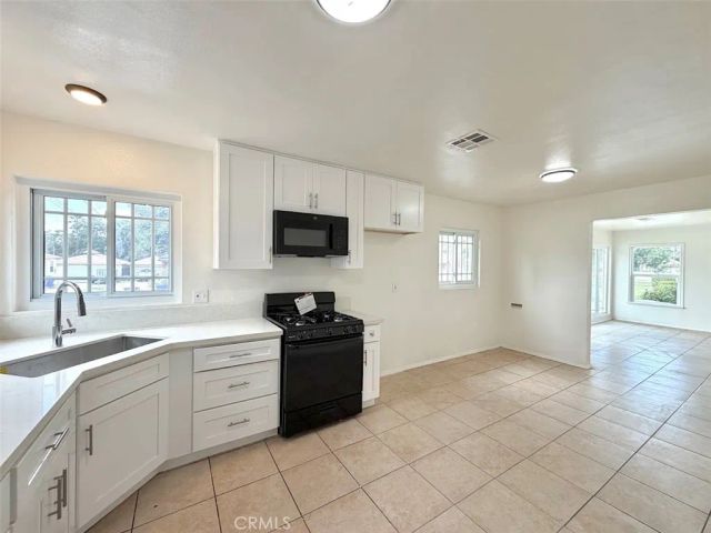 3275 N F, San Bernardino, CA 92405