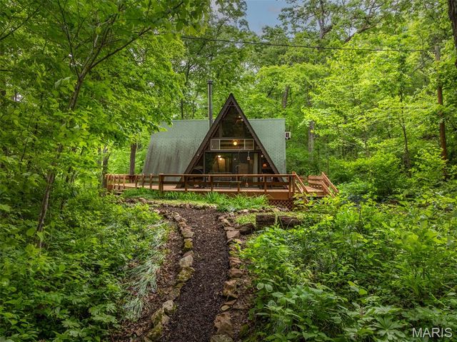 21127 Sonnen Weg, Marthasville, MO 63383