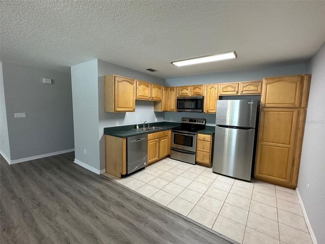 601 E 2ND AVENUE, New Smyrna Beach, FL 32169