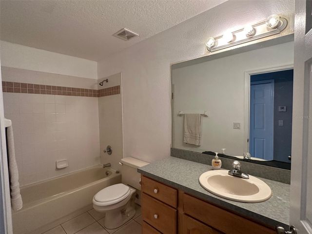 601 E 2ND AVENUE, New Smyrna Beach, FL 32169