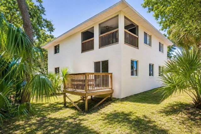 601 E 2ND AVENUE, New Smyrna Beach, FL 32169
