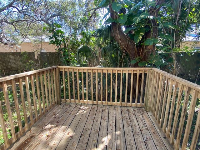 601 E 2ND AVENUE, New Smyrna Beach, FL 32169