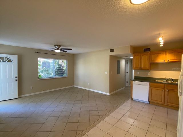 601 E 2ND AVENUE, New Smyrna Beach, FL 32169