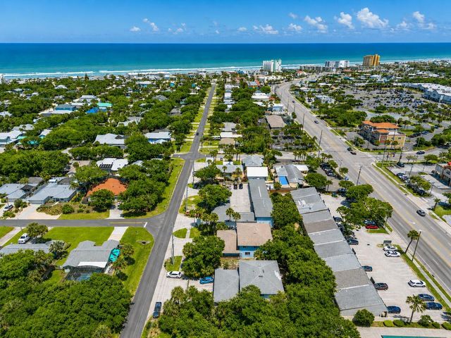 601 E 2ND AVENUE, New Smyrna Beach, FL 32169