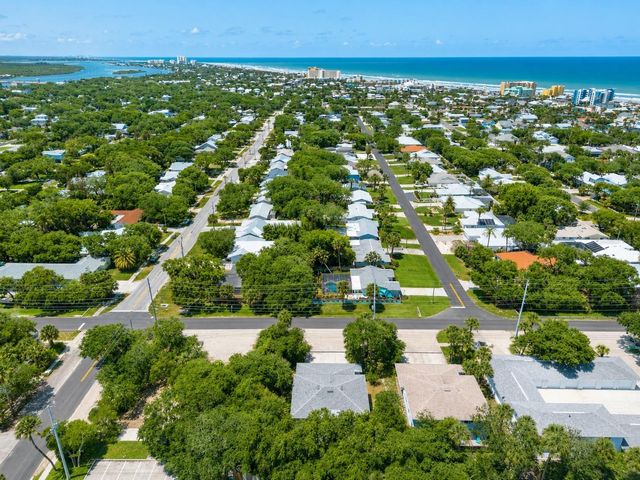 601 E 2ND AVENUE, New Smyrna Beach, FL 32169