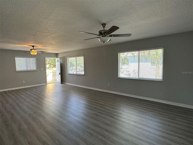 601 E 2ND AVENUE, New Smyrna Beach, FL 32169