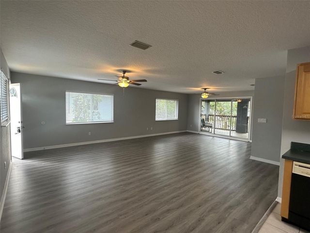 601 E 2ND AVENUE, New Smyrna Beach, FL 32169