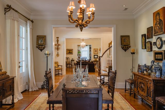 6108 Robin Hill Rd, Nashville, TN 37205