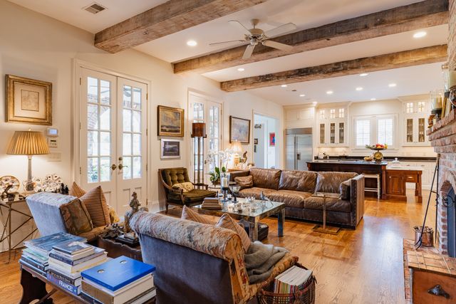 6108 Robin Hill Rd, Nashville, TN 37205
