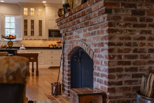 6108 Robin Hill Rd, Nashville, TN 37205