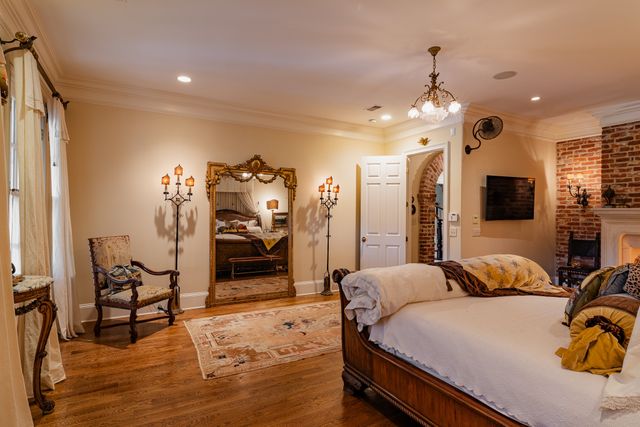 6108 Robin Hill Rd, Nashville, TN 37205