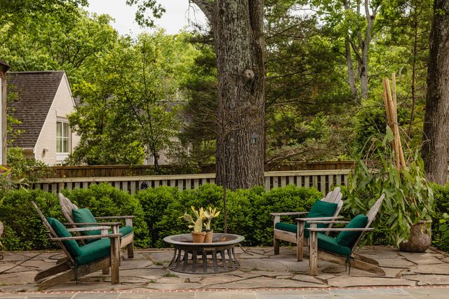 6108 Robin Hill Rd, Nashville, TN 37205