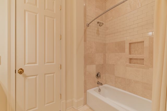 6108 Robin Hill Rd, Nashville, TN 37205
