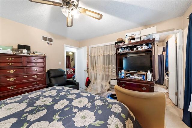 2930 N 64th Terrace, Kansas City, KS 66104