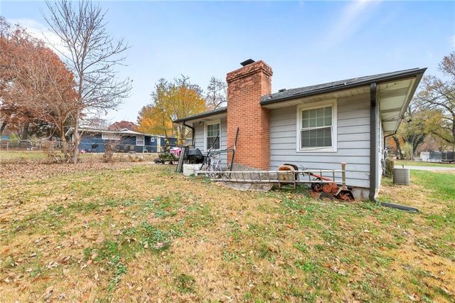 2930 N 64th Terrace, Kansas City, KS 66104