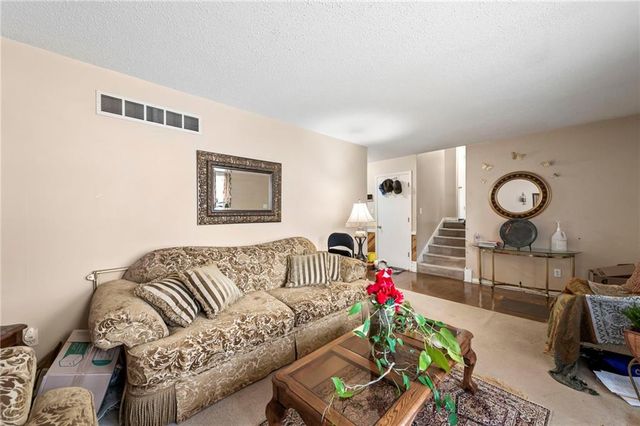 2930 N 64th Terrace, Kansas City, KS 66104