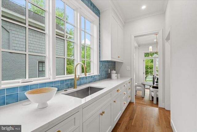 1004 VIRGINIA AVE, Alexandria, VA 22302
