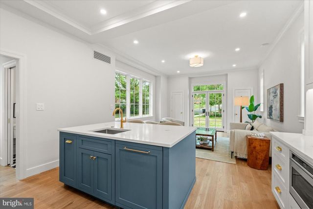1004 VIRGINIA AVE, Alexandria, VA 22302