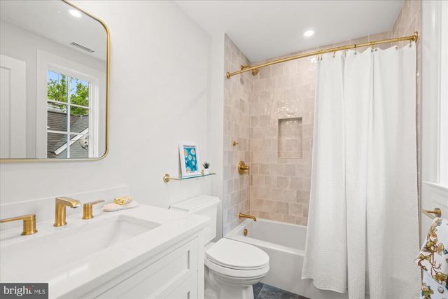 1004 VIRGINIA AVE, Alexandria, VA 22302