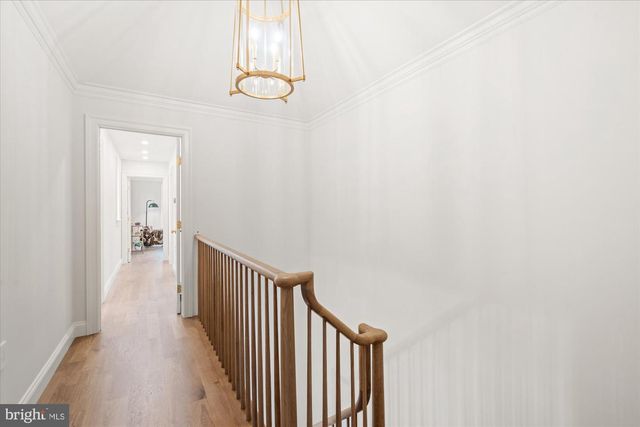 1004 VIRGINIA AVE, Alexandria, VA 22302
