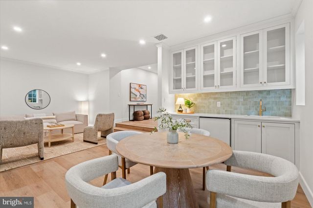 1004 VIRGINIA AVE, Alexandria, VA 22302