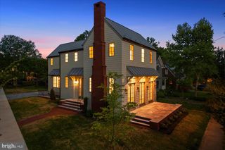 1004 VIRGINIA AVE, Alexandria, VA 22302